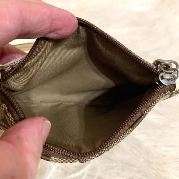 COACH Small Vintage Khaki/White SIS Signature Stripe Wristlet F45608 - Picture 9 of 11